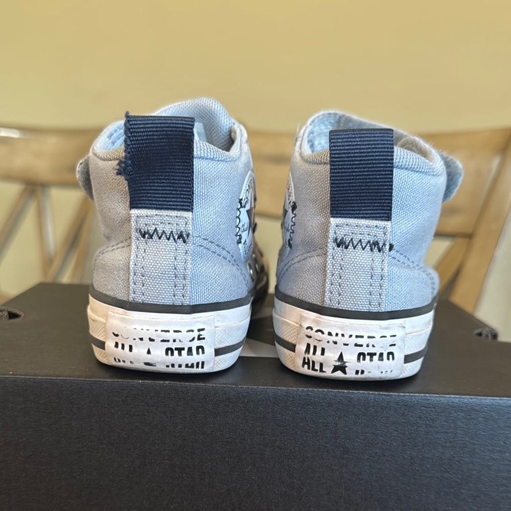Converse Unisex Kids High-Top Sneakers Size 11- Gray Blue Hue - Picture 3 of 9